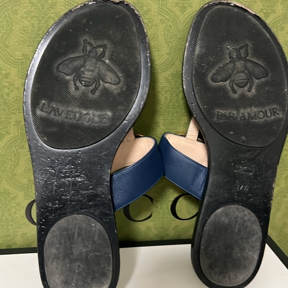 Sandals Gucci blue size 37 1/2 beautiful. But I just get more space on my closet - Picture 3 of 5